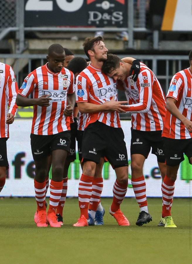 以待这桩潜 以待这桩潜