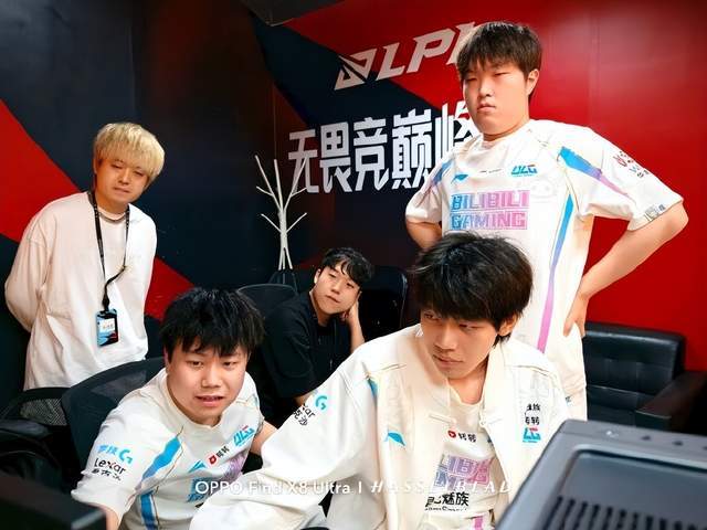 给予主帅德 给予主帅德