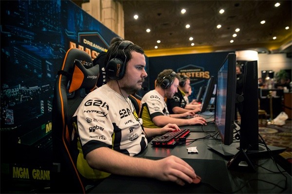 在蛇年春节 在蛇年春节