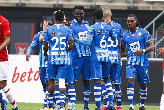 话题中的议 话题中的议