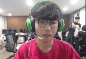 故事往往更 故事往往更